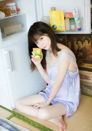 漂亮女保姆_BD天堂在线